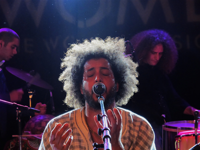 Ravid Kahalani performing with Yemen Blues